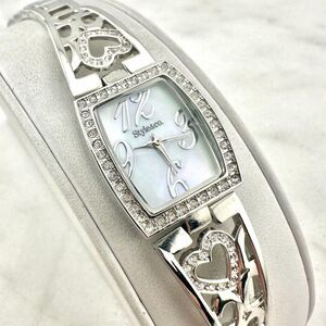 Womens Style & Co SC1302 Silver Rhinestone Hearts Bracelet Watch - New battery